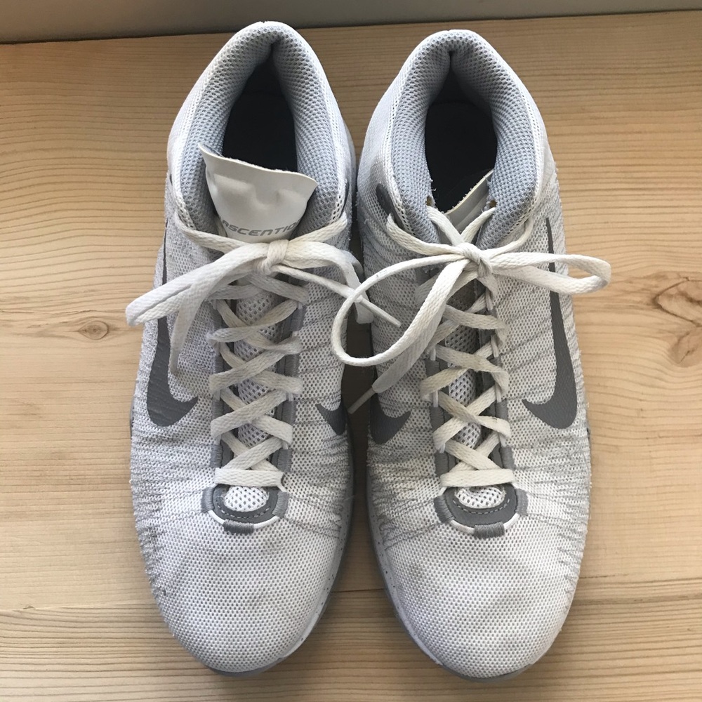 Women’s Nike basketball shoes